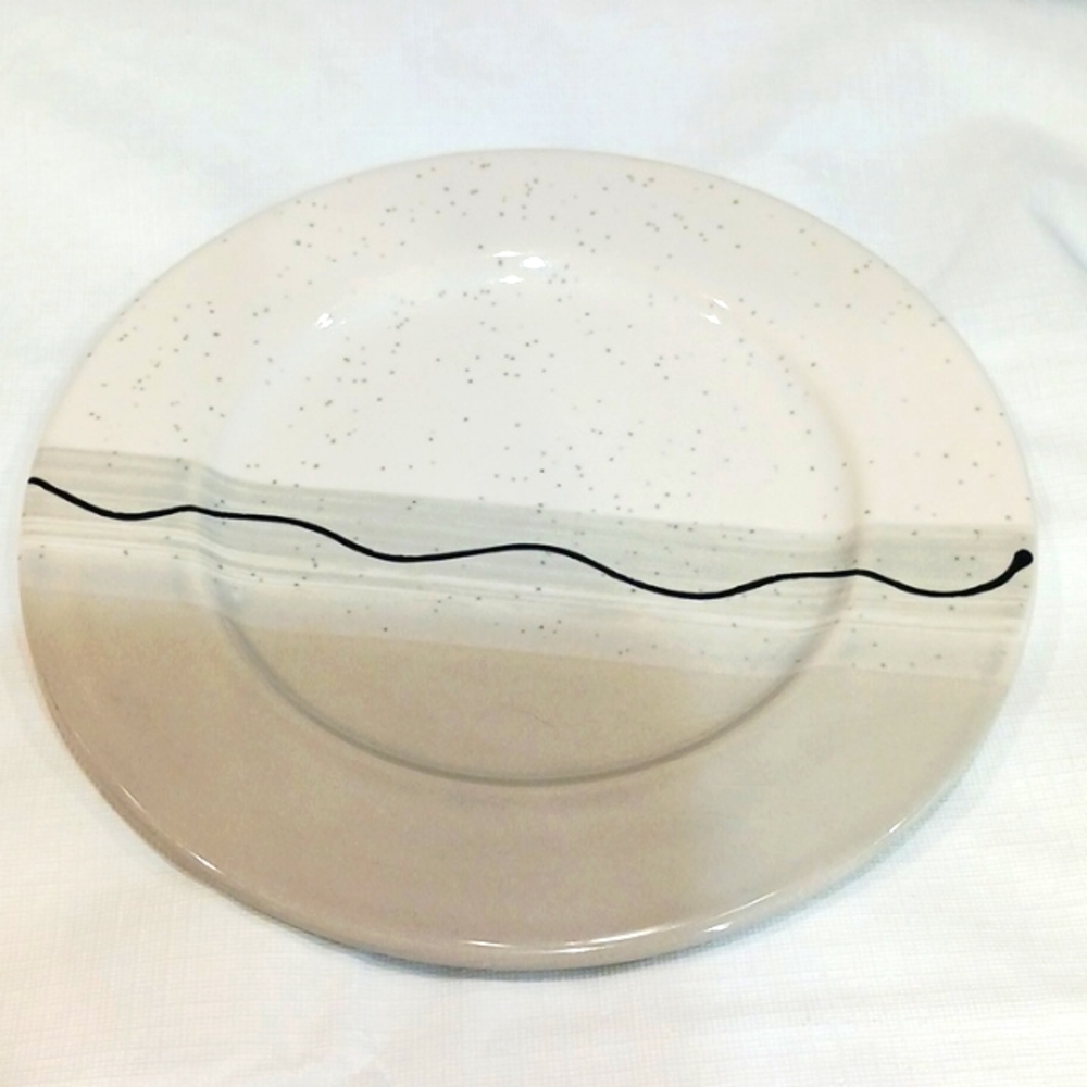 Waechtersbach Gray and White plate with Gray specks. Good Condition